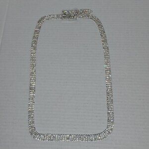 Silver Tone & Rhinestone Women’s Belt – Gently Worn – S-M – Vintage Look